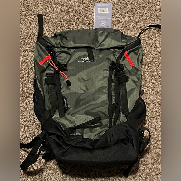 High Sierra Pathway 2.0 45L Backpack Hiking Camping Forest Green Black NEW - Picture 3 of 13